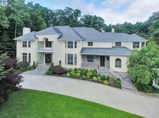 8 Willow Woods Trl, Warren, NJ 07059