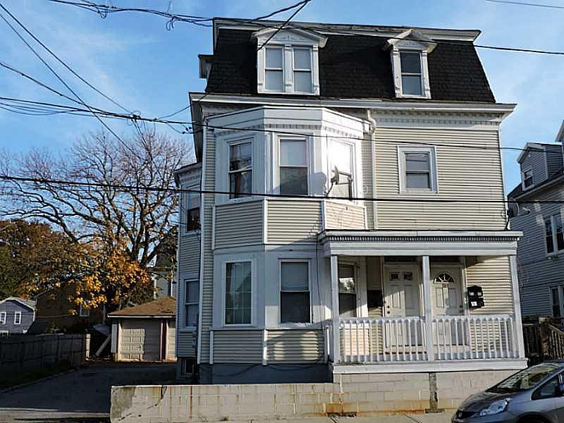 1st image of 116-118 W Clifford St