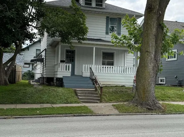 921 E Central Park Ave, Davenport, IA 52803