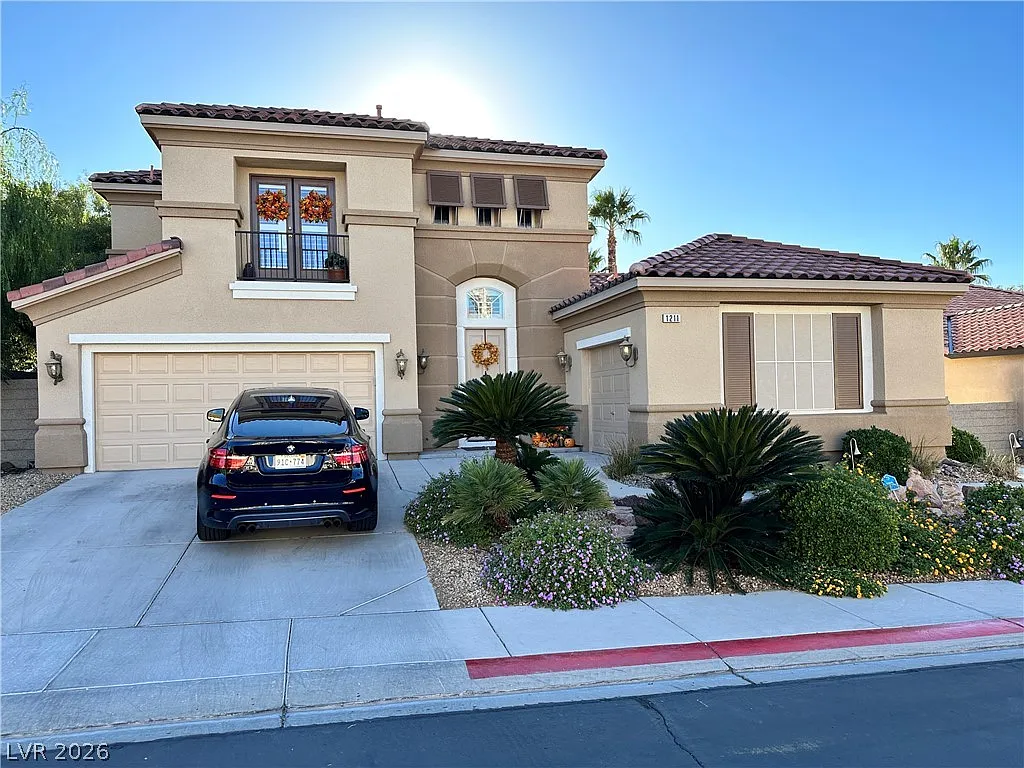 4 bed, 2.5 bath, 3695 sqft, $4,025 — Photo 3