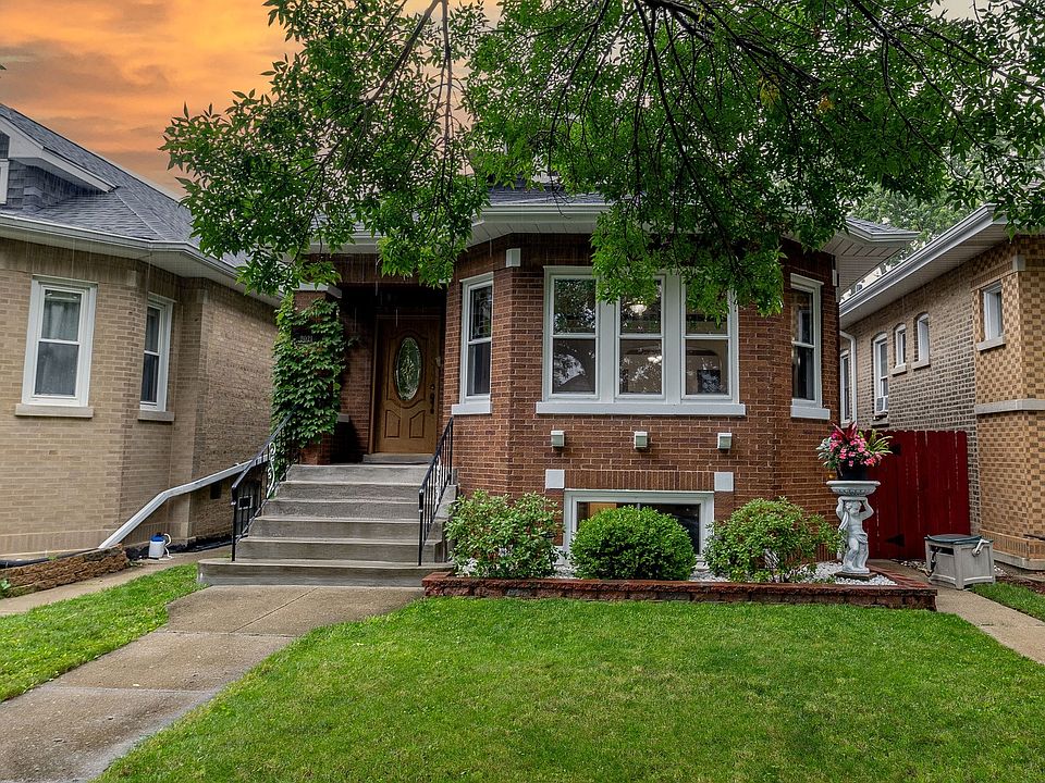 1st image of 2021 N Newcastle Ave