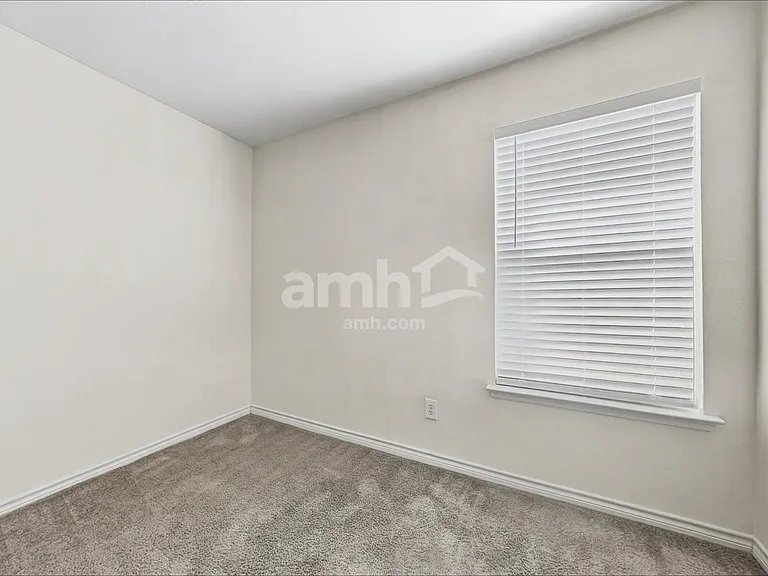 205 Sanctuary Way — Photo 15