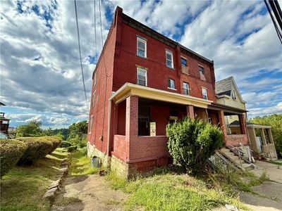 375 Kaercher St, Pittsburgh, PA, 15207