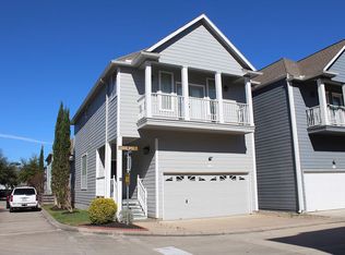 826 Garden Rose Ln, Houston, TX 77018