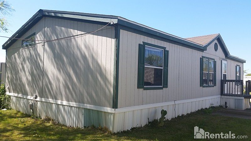 2nd image of 1115 Cardinal Dr