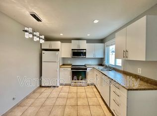 987 Clement Ave, Kelowna, BC V1Y7C9
