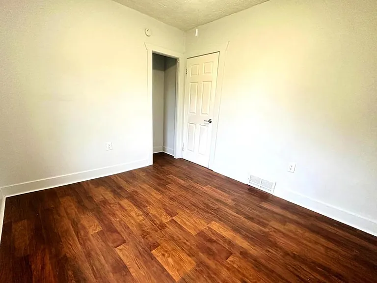 15844 Wildemere St — Photo 5