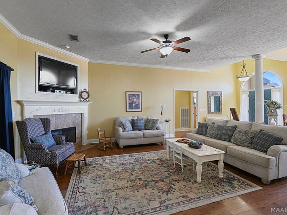 3rd image of 90 Anna Grace Ln