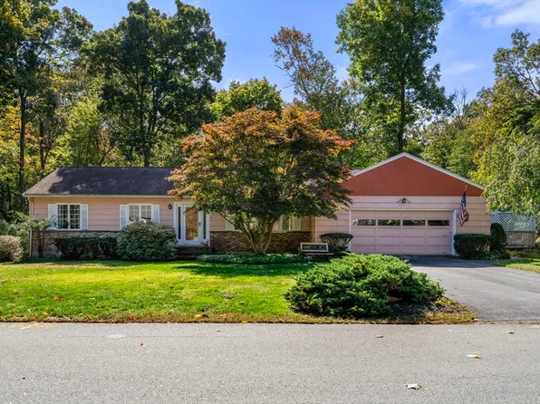 27 Holmes St, North Easton, MA 02356