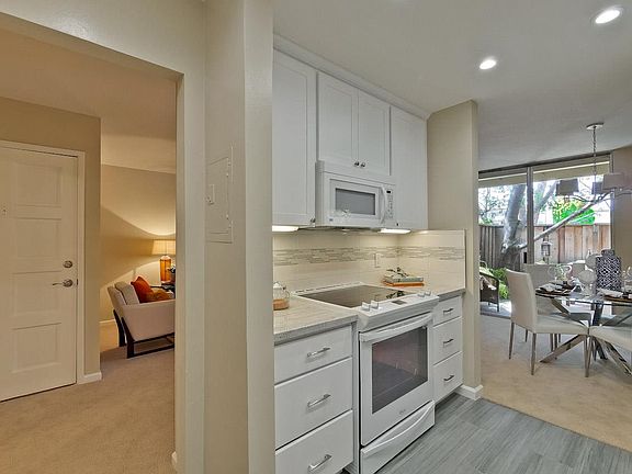 4th image of 505 Cypress Point Dr Unit 234
