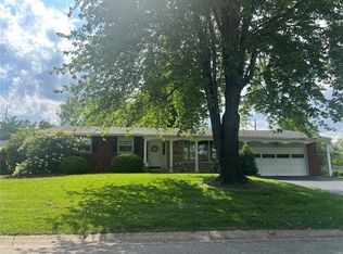 4706 Dadrian Dr, Godfrey, IL