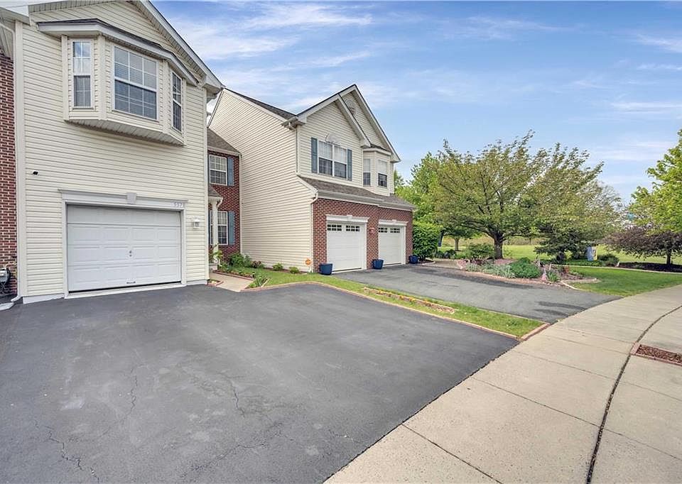 5578 Spring Ridge Dr W, Macungie, PA 18062 Zillow