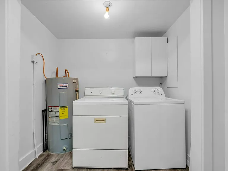 409 Scales St #B — Photo 16