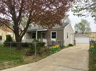 2025 E 25th St, Des Moines, IA 50317