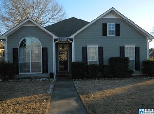 1290 Amberley Woods Dr, Helena, AL 35080