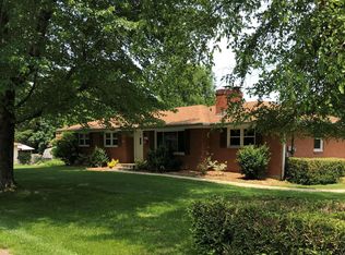 6813 Moorhaven Dr, Louisville, KY 40228