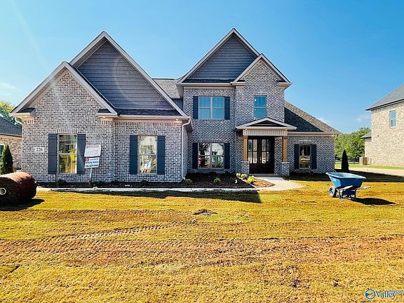2nd image of 226 Midland Dr