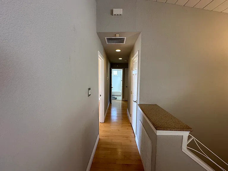 2350 Rosewood Dr — Photo 18