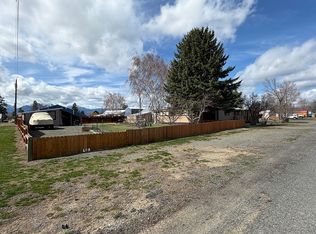495 B St, North Powder, OR 97867