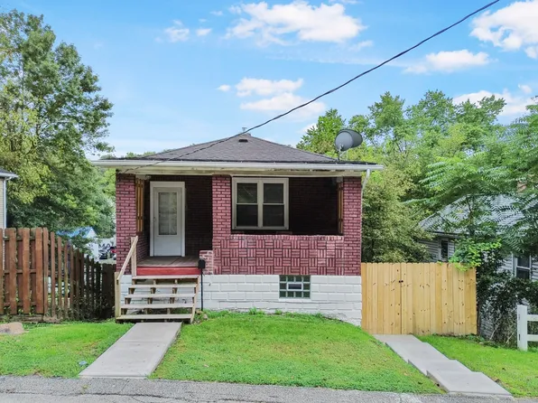 732 Valley St, Oakmont, PA 15139