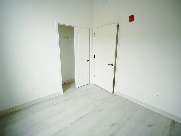 350 N Main St — Photo 66