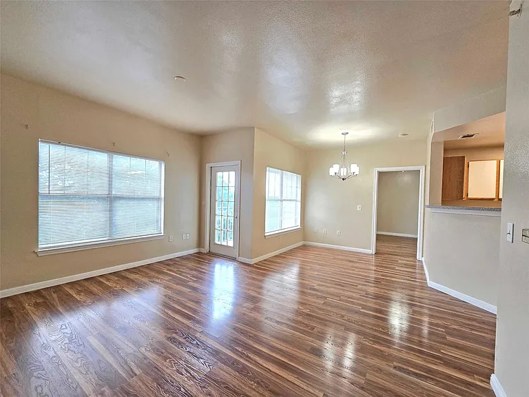 2320 Gracy Farms Ln #1123 — Photo 12