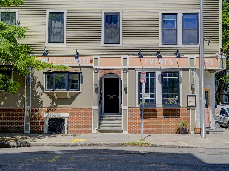 231 Cardinal Medeiros Ave #2 — Photo 1