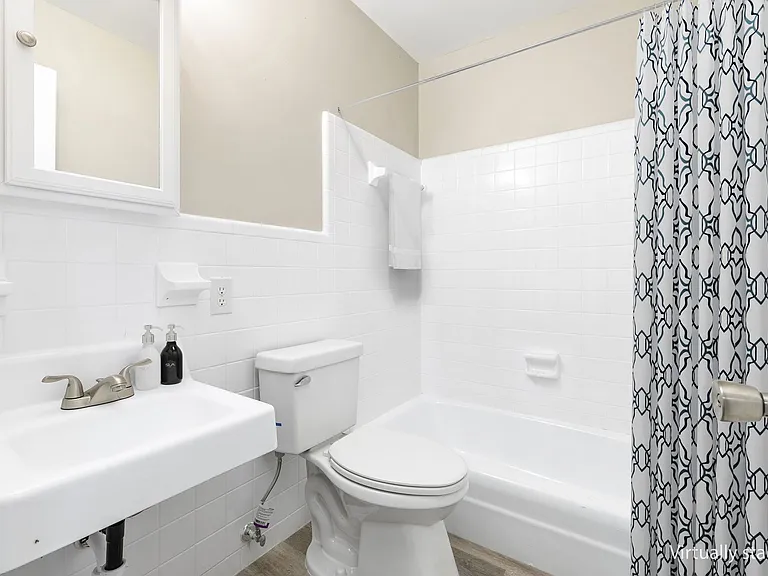 11 Highland Ave — Photo 55