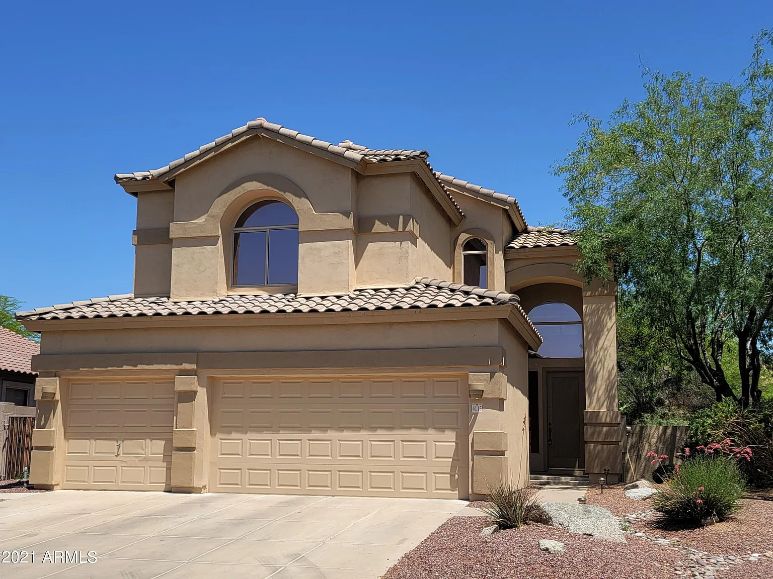 4 bed, 3.0 bath, 2451 sqft, $5,000 — Photo 1
