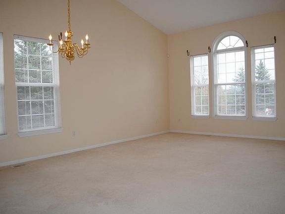 5th image of 6881 Dale Hollow Dr SE