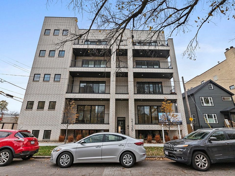 1st image of 2140 N Rockwell St #1
