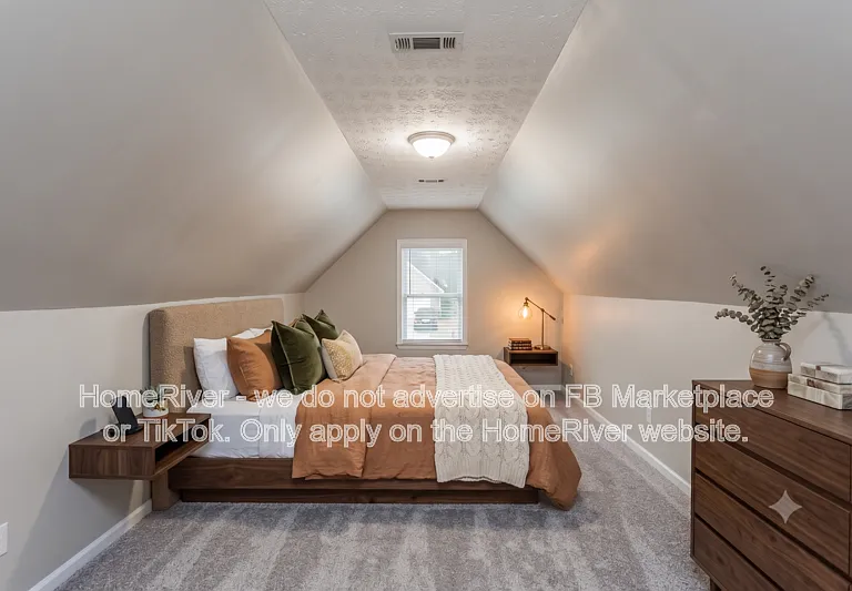 768 Wilkes Dr — Photo 5