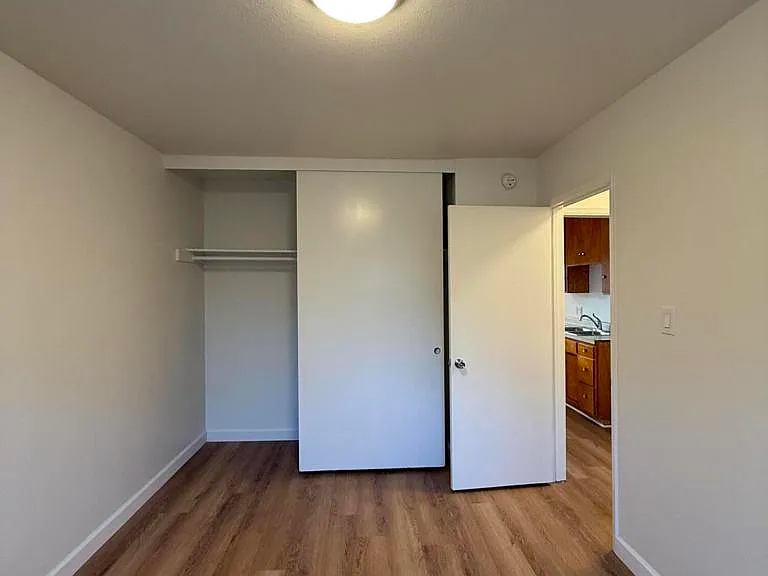 1171 Meta St #16 — Photo 13