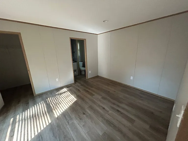 31 Rena Dr — Photo 7