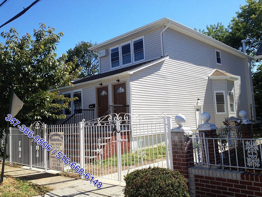 1st image of 21722 104th Ave