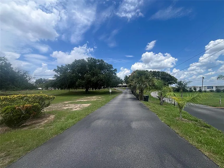 1145 S Lake Reedy Blvd — Photo 2