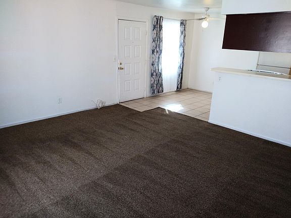 3rd image of 4755 Corsaire Ave #3