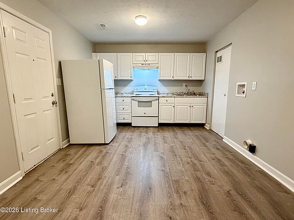 4th image of 520 Culbertson Ave #B