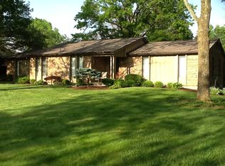 1460 Ebenezer Rd, Cincinnati, OH 45233