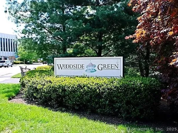 126 woodside Green #1A, Stamford, CT 06901