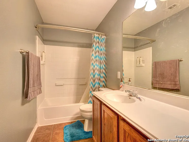 157 Carmel Dr — Photo 20