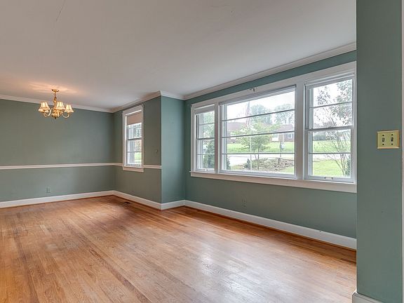 5th image of 2352 Dennywood Dr