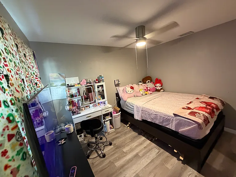 819 Pebblewood Dr — Photo 17