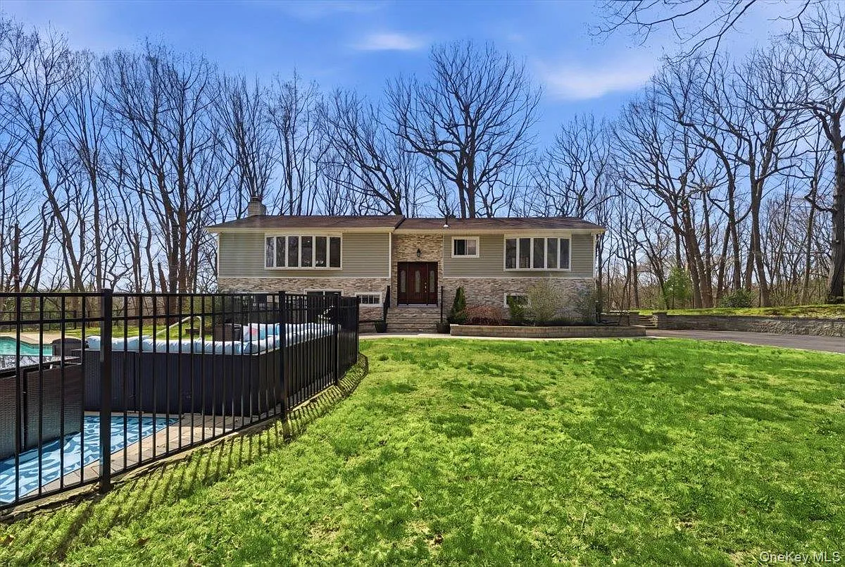 4 bed, 3.0 bath, 2517 sqft, $7,000 — Photo 3