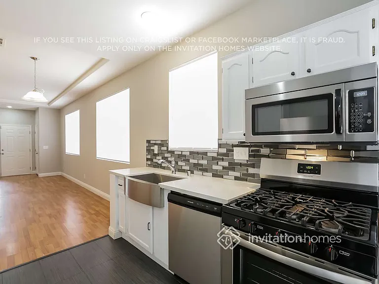 1016 Venetian Hills Ln — Photo 5