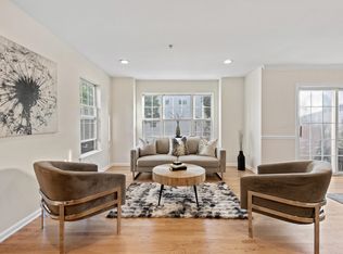 27 Bayside Dr, Bayonne, NJ 07002
