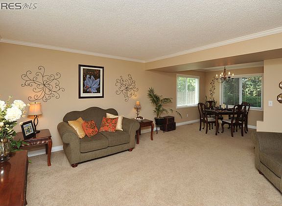 3rd image of 2607 Silver Creek Dr