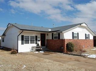 6021 SE 4th St, Midwest City, OK 73110