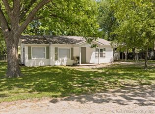 1002 SW Howard St, Ardmore, OK 73401