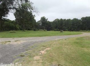 2611 Old Military Rd, Jacksonville, AR 72076